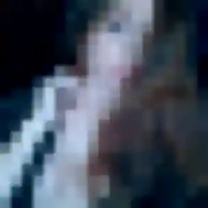 Trinh, 41 ans, connectée à Aix-en-Provence pour un rencontre japonaise