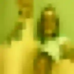 Charmante Mai, 22 ans à Andernos-les-Bains - voir sa photo