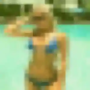 Rencontre Nina, 24 ans à Arles en privé