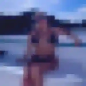 rencontre japonaise à Arles : photo de Queen, 27 ans - accès libre