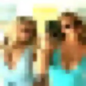 Photo de Dina à Arras (27 ans) - rencontre japonaise anonyme