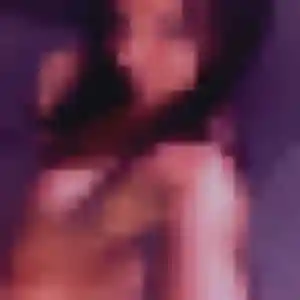 Suki, 43 ans, en ligne à Auriol pour une rencontre coquine