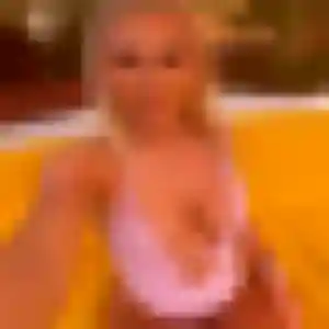 Suki (27 ans) à Beaupréau-en-Mauges cherche une rencontre aujourd'hui