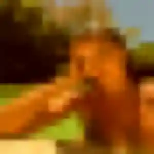 Charmante Miyako, 23 ans à Beauvais - voir sa photo