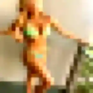 Ngoc, 26 ans, en ligne à Bois-Guillaume pour une rencontre coquine