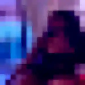 Contacte Min-Seo, 22 ans à Bollène en privé