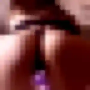 Li, 41 ans, connectée à Bouguenais pour une rencontre coquine