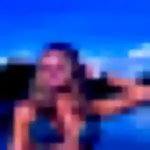 Leap (23 ans) à Bruges attend une rencontre maintenant