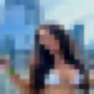 Flora, 37 ans, connectée à Brumath pour un rencontre japonaise