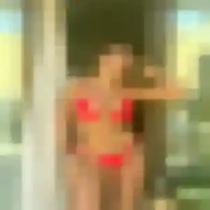 Miki, 24 ans, connectée à Cannes pour une rencontre coquine