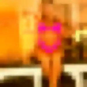 Contacte Wan, 25 ans à Charenton-le-Pont en privé