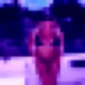 Helen, 26 ans, en ligne à Châteauneuf-les-Martigues pour une rencontre coquine