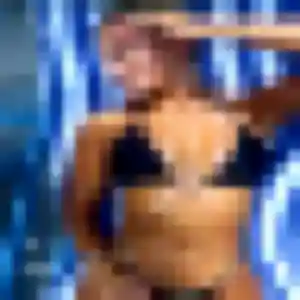 Rejoins Fumiko, 30 ans à Châteaurenard en privé