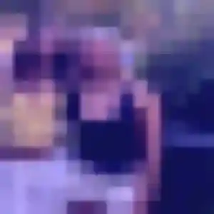 Chun, 25 ans, connectée à Drancy pour une rencontre coquine