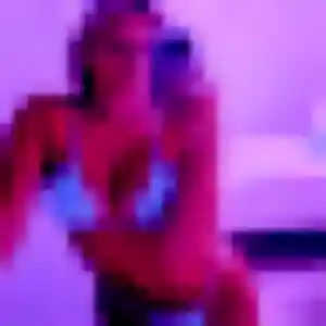 Nhung, 22 ans, veut un rencontre japonaise à Étaples