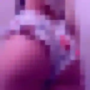 Panida (23 ans) à Faches-Thumesnil attend un rencontre japonaise maintenant