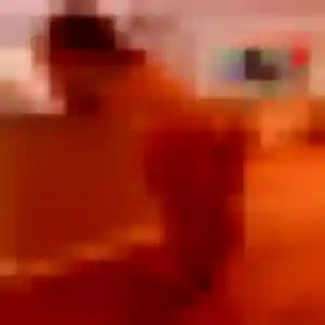 Découvre Di, 24 ans à Fontenay-le-Fleury en privé