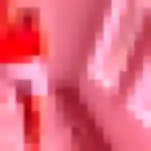 Queen, 41 ans, connectée à Fontenay-le-Fleury pour un rencontre japonaise