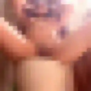 Pearl (34 ans) à Guérande attend un rencontre japonaise ce soir