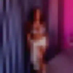 Bopha, 27 ans, disponible à Hénin-Beaumont pour une rencontre coquine