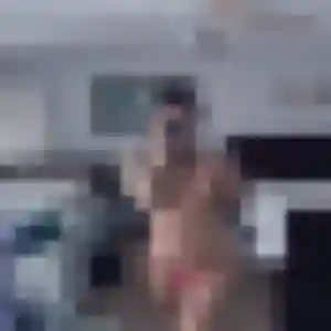 Srey, 37 ans, connectée à Ifs pour un rencontre japonaise