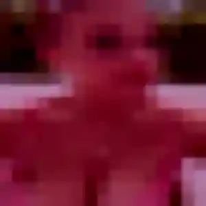 Rejoins Hong, 44 ans à Issy-les-Moulineaux en privé