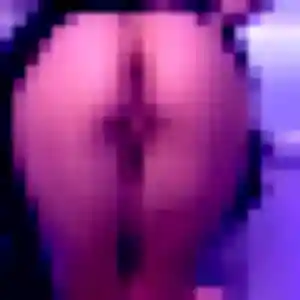 Xi, 41 ans, connectée à La Flèche pour un rencontre japonaise