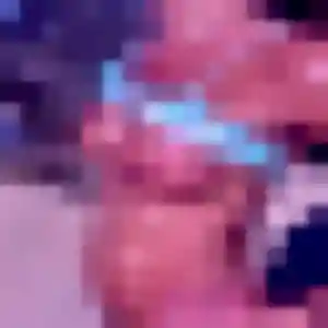 Xue de La Flèche, 31 ans - rencontre japonaise sans lendemain