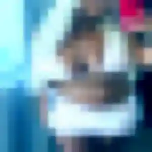 Loan de Laval, 25 ans - rencontre japonaise sans lendemain