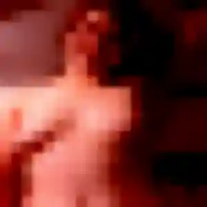 Loan, 24 ans, en ligne à Les Lilas pour une rencontre coquine