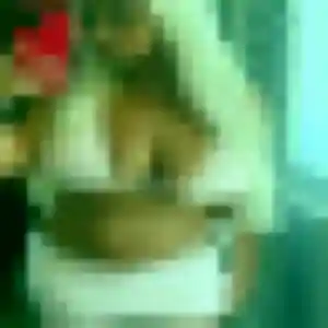 Découvre Nong, 33 ans à Les Sables-d'Olonne en privé