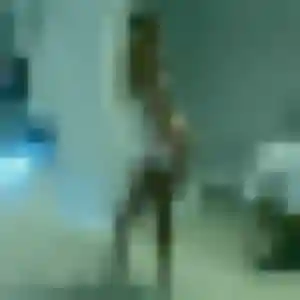 Photo privée de Thuy-Linh, 30 ans à Loire-Authion - rencontre coquine