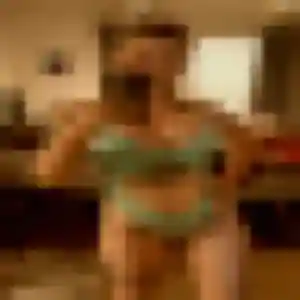 Photo privée de Ting, 38 ans à Lunel - rencontre sans lendemain