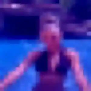 Rong (32 ans) à Marly-le-Roi attend un rencontre japonaise rapidement