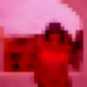 Contacte Klarisa, 25 ans à Montbéliard gratuitement