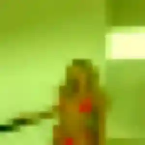 Rei (38 ans) à Ostwald attend une rencontre aujourd'hui