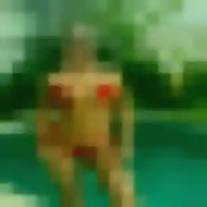 Li (24 ans) à Ouangani attend une rencontre aujourd'hui