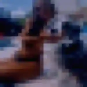 Rejoins Yu-Na, 45 ans à Pantin gratuitement