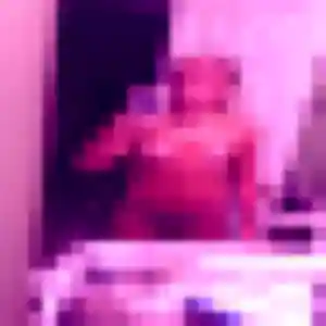 Ye-Eun, 31 ans, connectée à Ploufragan pour une rencontre coquine