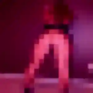 Photo de Risa à Roncq (33 ans) - rencontre japonaise anonyme