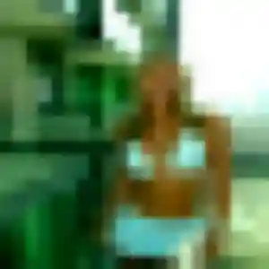 Rejoins Yumi, 31 ans à Saint-Benoît en t'inscrivant