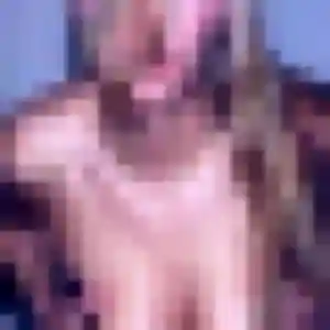 Tomoko (23 ans) à Saint-Louis attend un rencontre japonaise rapidement