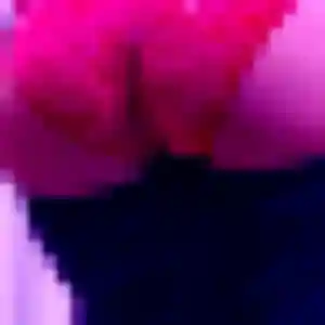 Mari, 27 ans, en ligne à Saint-Martin-Boulogne pour un rencontre japonaise