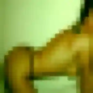 Shizuka, 34 ans, en ligne à Saint-Quentin pour une rencontre coquine