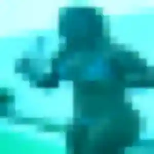 Linh (32 ans) à Toulon attend un rencontre japonaise maintenant