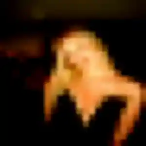 rencontre japonaise à Val-de-Reuil : photo de Helen, 39 ans - accès libre