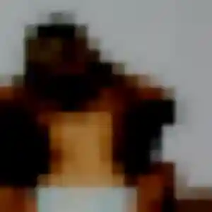 Anh (39 ans) à Valence attend une rencontre ce soir