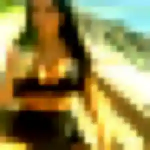 Charmante Zhen, 36 ans à Valence - voir sa photo