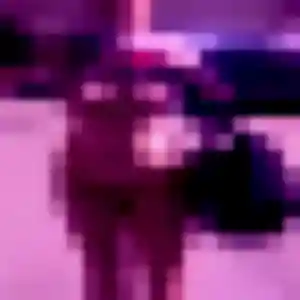 Hee-Jin, 30 ans, connectée à Vanves pour un rencontre japonaise