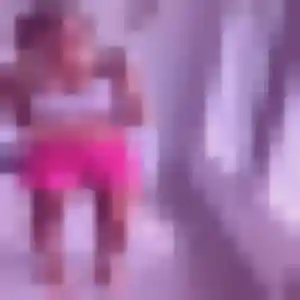 Rencontre Ploy, 31 ans à Villefontaine en privé